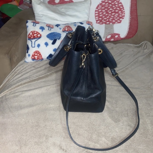 MICHAEL KORS Black Leather Handbag - Excellent Condition - Picture 3 of 11